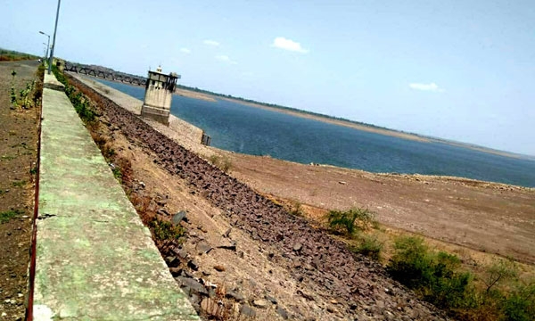 Isapur Dam