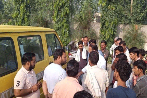 Firing on school bus in Amroha