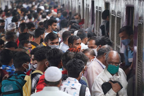 stampede at Bandra Terminus station