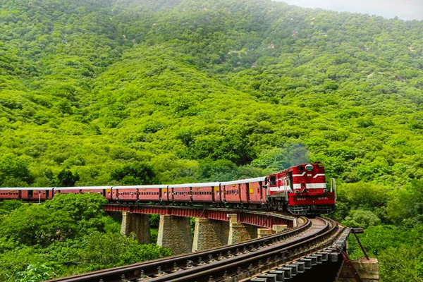 photoshoot on railway bridge