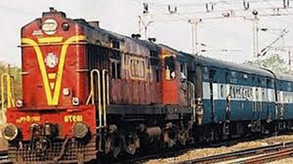 Sanghmitra Super Fast Express